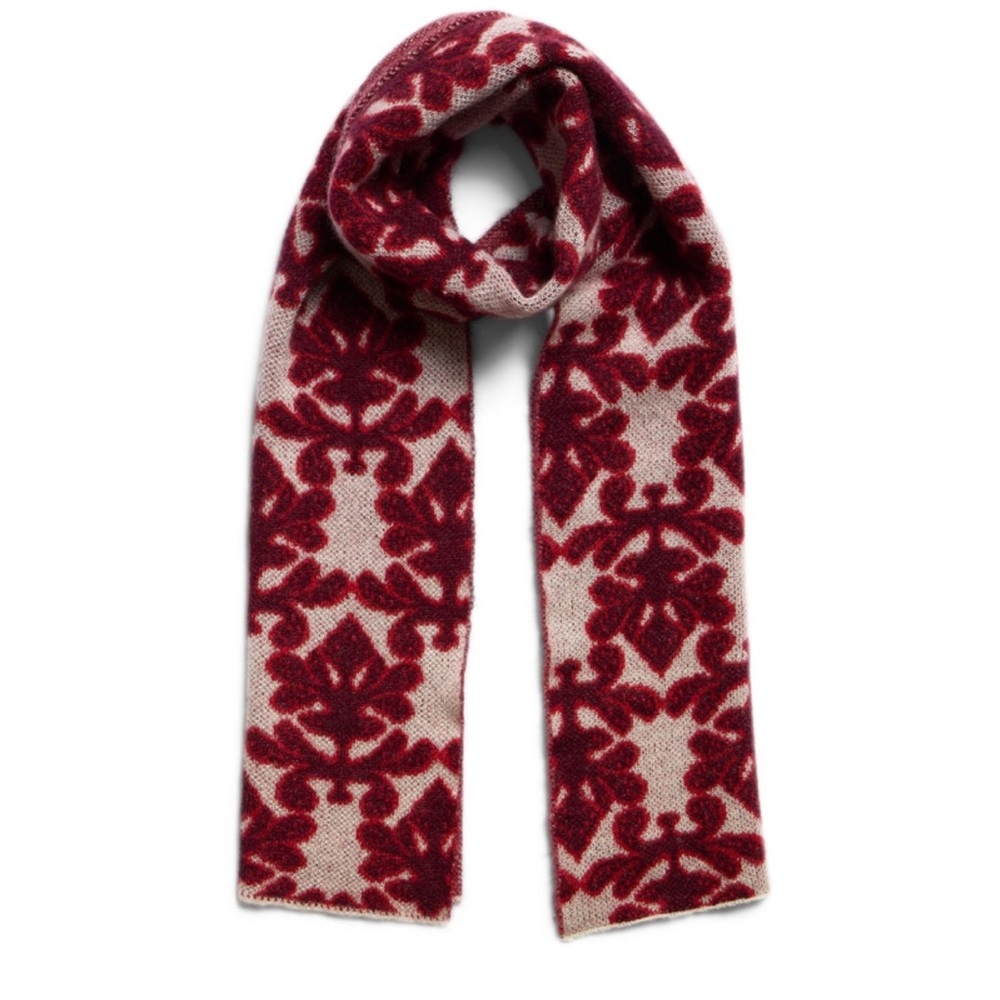 La Double J Half light scarf herald